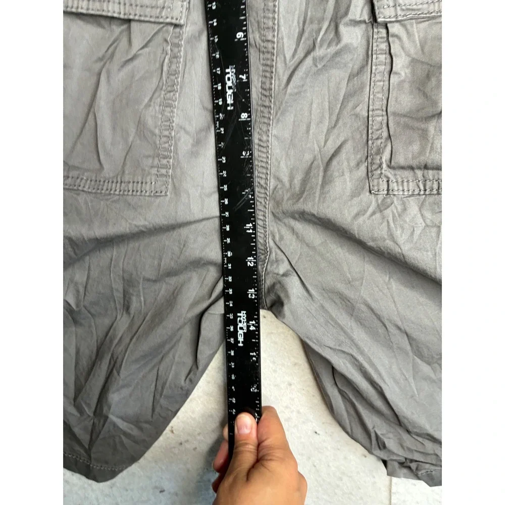 Unionbay Mens Gray Cargo Shorts Size 36 Cotton Blend YB51003 Casual Outdoor